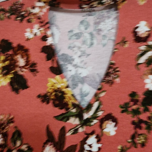 Ana new Approach xs floral blouse - Picture 2 of 5